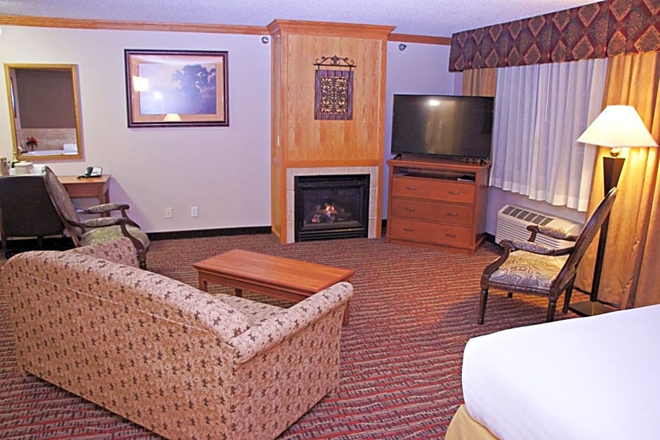 Holiday Inn Express Hotel & Suites Pierre-Fort Pierre