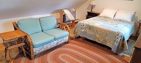 Double Room with Shared Bathroom