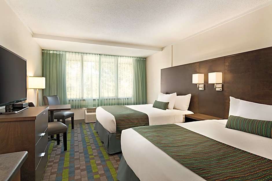 Days Inn by Wyndham Victoria Airport Sidney