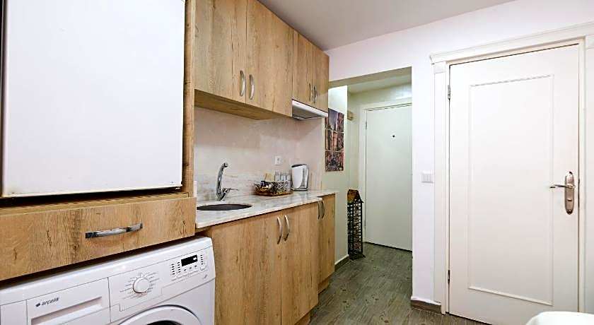 Loren Hotel & Suites