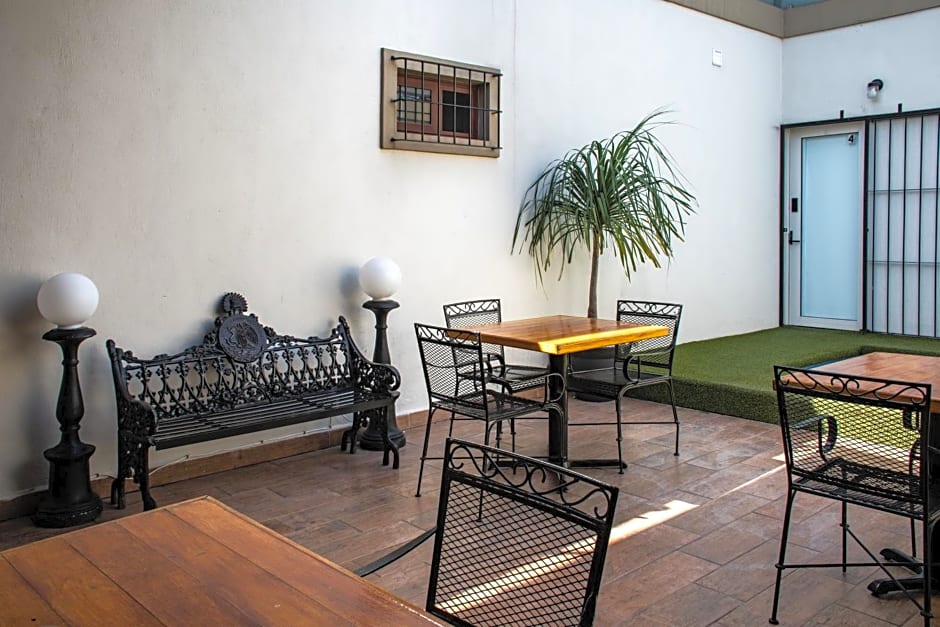 Hoteles ANTIGUA - SANTA LUCIA MTY