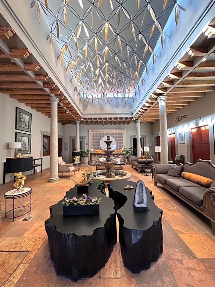Hotel Dos Patios, Holistico Boutique & SPA