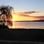 Jack & Di's Waiteti Lakefront Motel