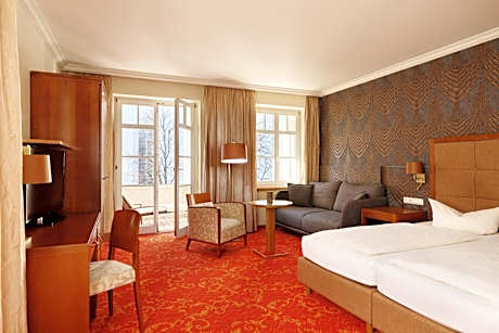 Double Room with Balcony and Market Square View