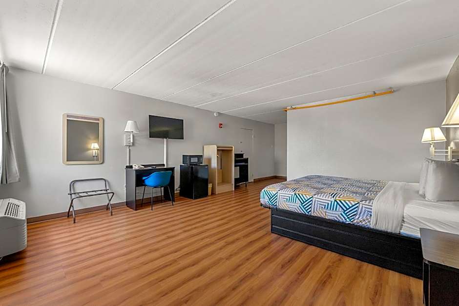 Motel 6-Decatur, GA