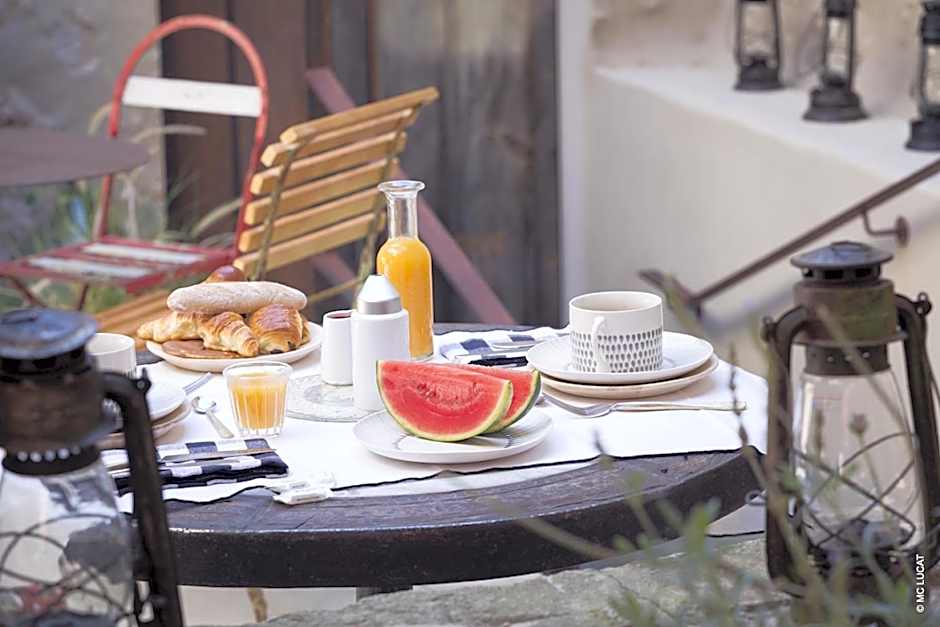 Le 19-21 - Un amour d'hotel