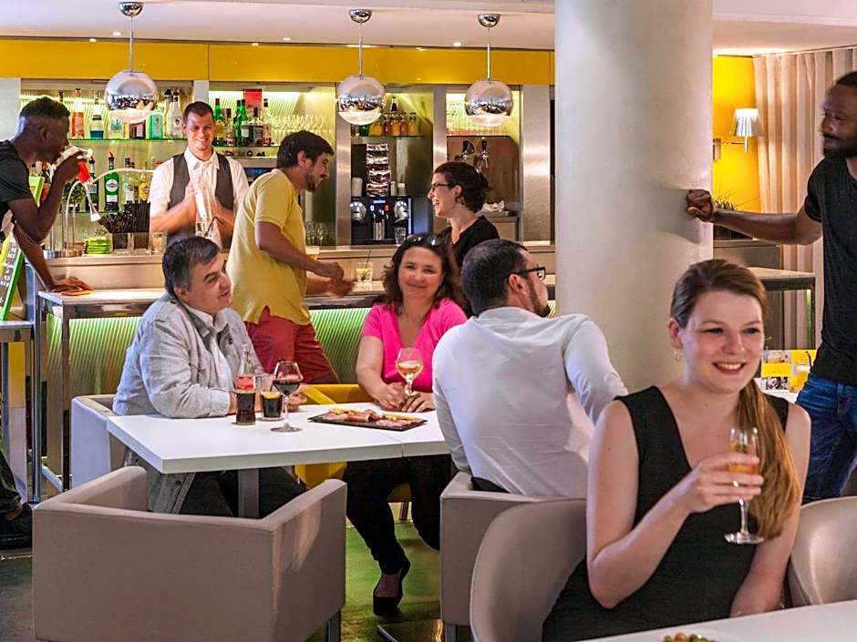 Mercure Paris Massy Gare TGV