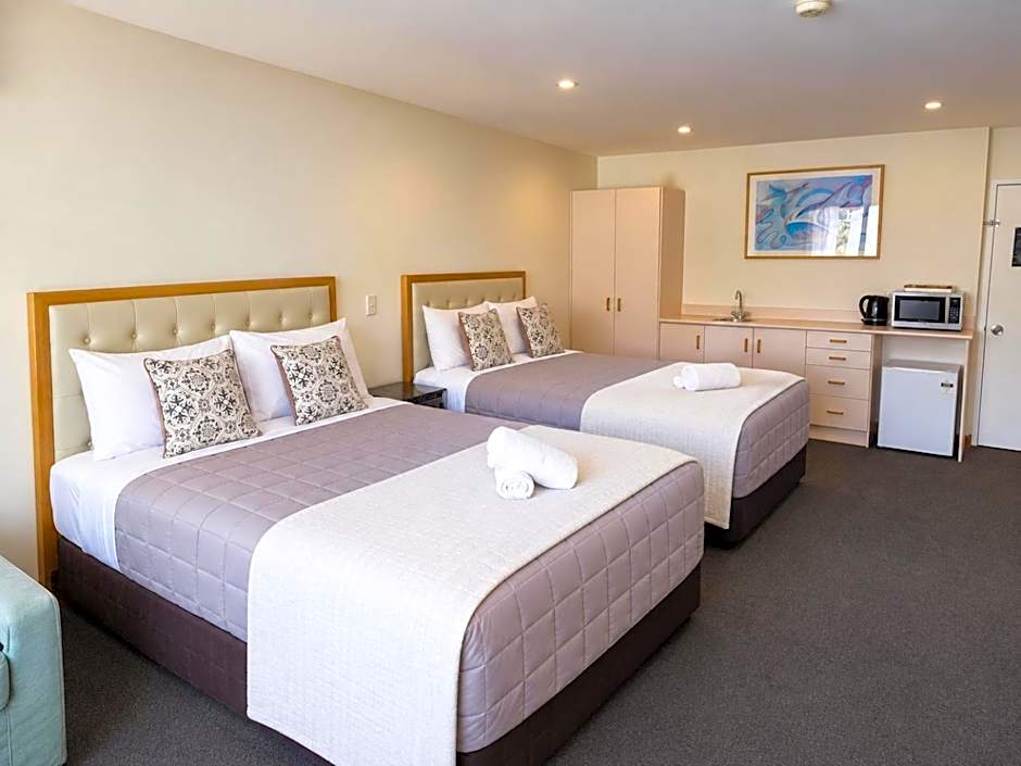 Photo 1 of 3 of Deluxe Family Suite