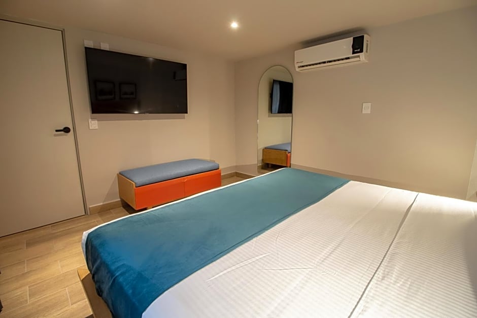 Oliva Plaza Hotel
