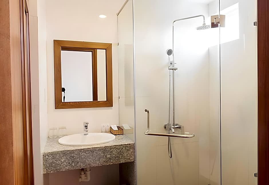 Twilight Beach Hotel