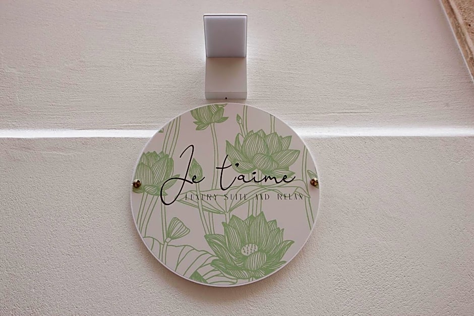 Je T'aime Luxury Suite and Relax