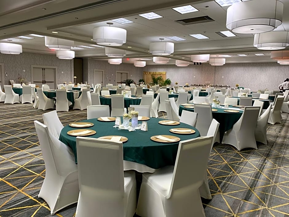 Holiday Inn Baton Rouge-South By IHG