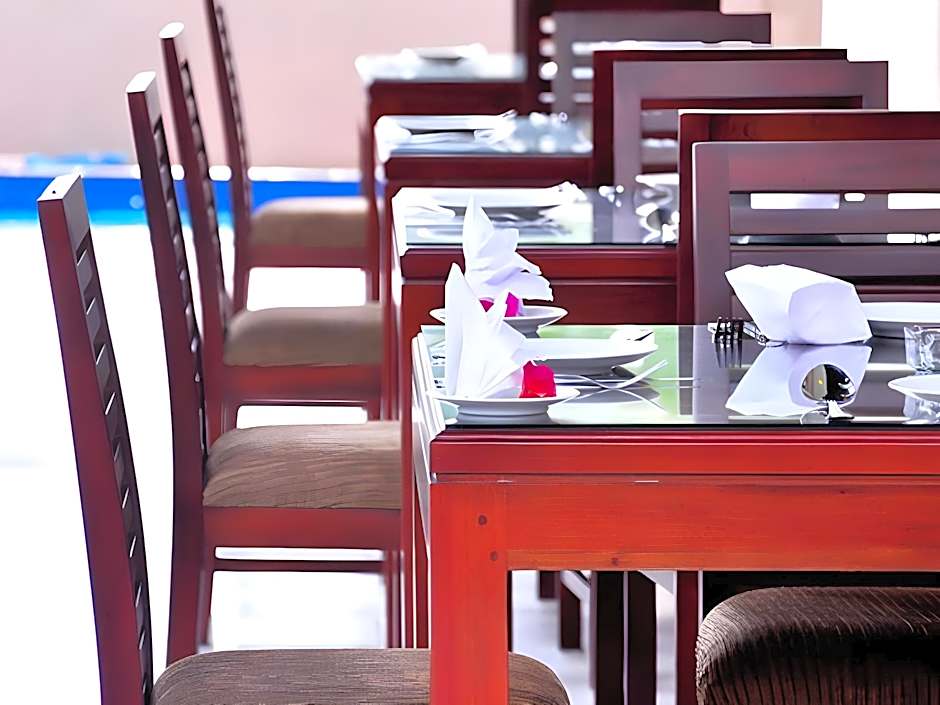 Grand 7 Hotel Thalawathugoda