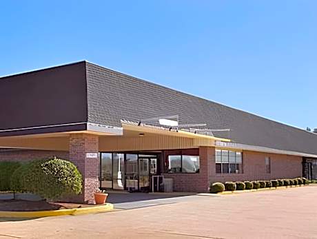 Days Inn by Wyndham Batesville