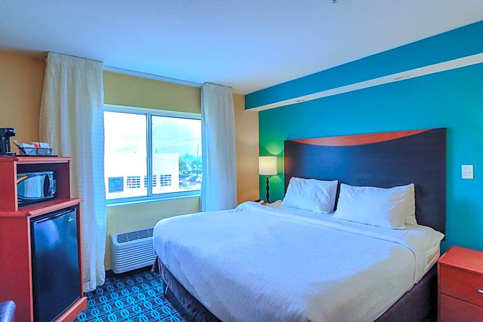Comfort Inn & Suites Houston North - Spring