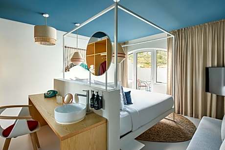 Premium King Room with Balcony