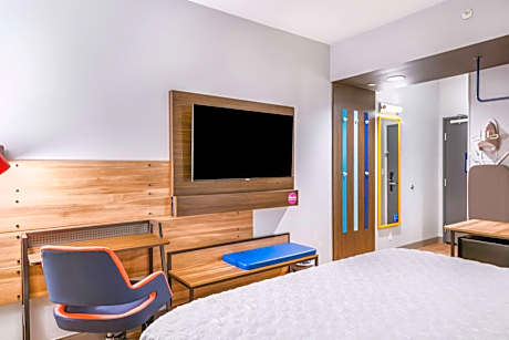 King Room - Hearing Access