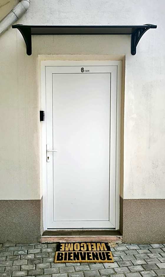 Adriana Touristik Hostel 3 Stele Arad