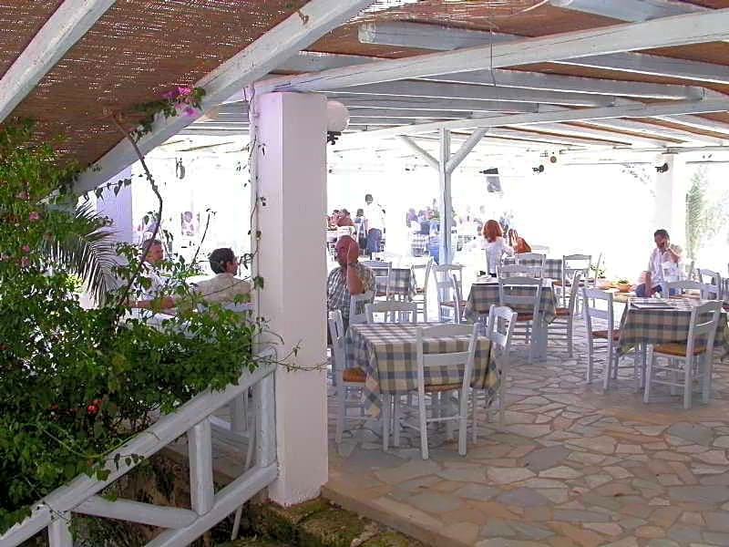 Artemis Deluxe Rooms