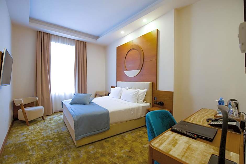 Hotel City Savoy