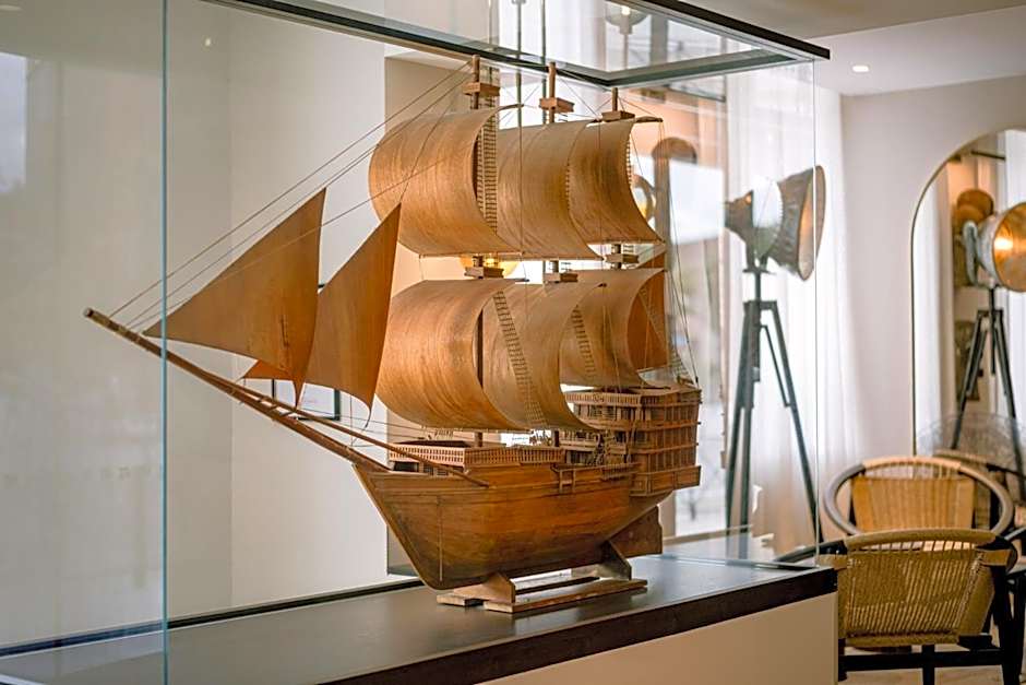 Urban Style Hotel Laperouse