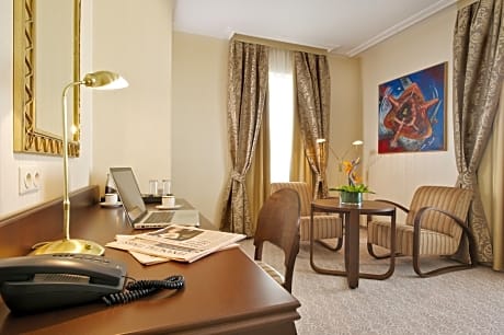 JUNIOR SUITE River View