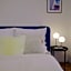 Deluxe Swan Stone Castle Apartment