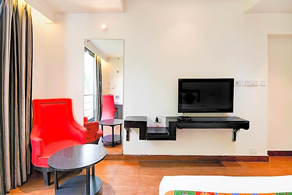 FabHotel Ballygunge Luxury - Behind Punjab Club