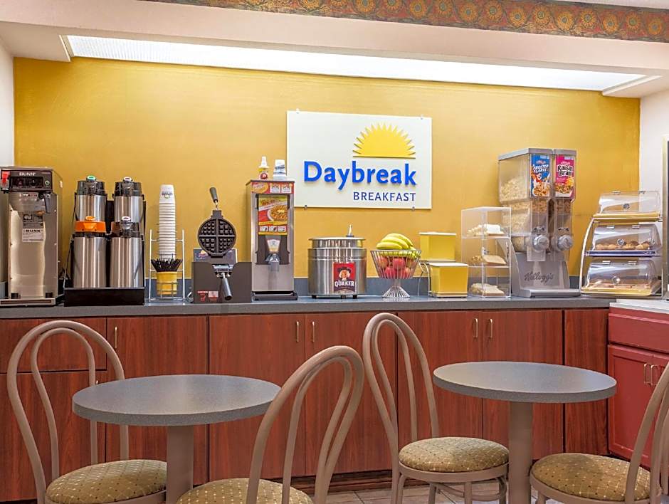 Days Inn by Wyndham Picayune