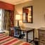 La Quinta Inn & Suites by Wyndham Pigeon Forge