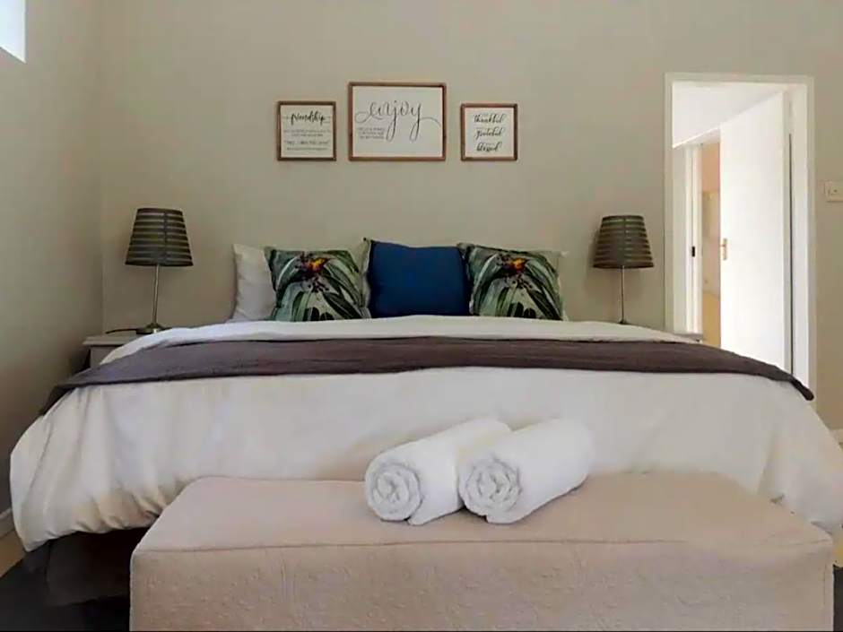 Gentle Breeze Retreat