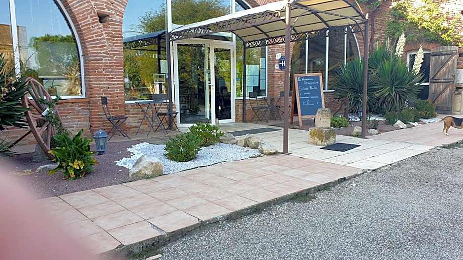 L'ALCOVE HOTEL RESTAURANT