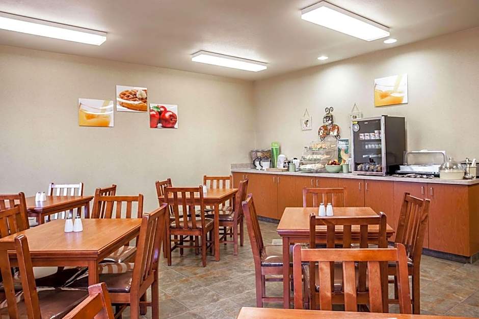 Quality Inn & Suites Federal Way - Seattle