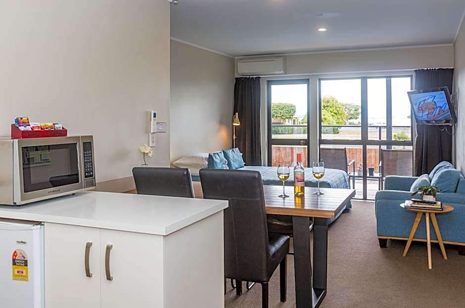 Le Chalet Suisse Motel Taupo