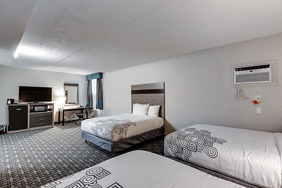 Days Inn & Suites by Wyndham Spokane