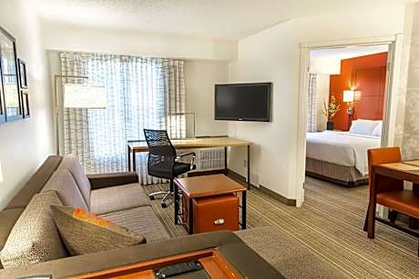 One-Bedroom King Suite