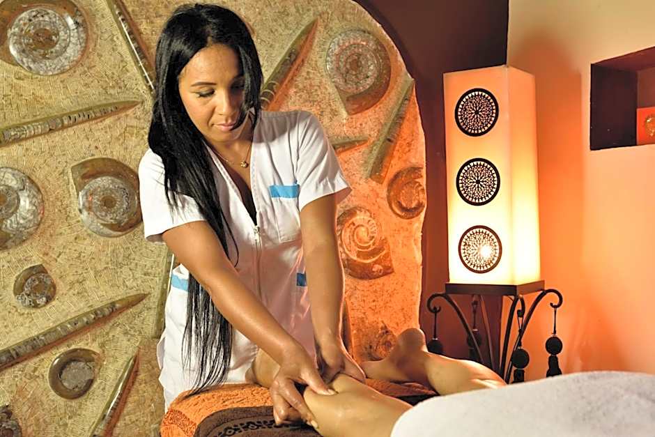 Riad les Ammonites and Spa