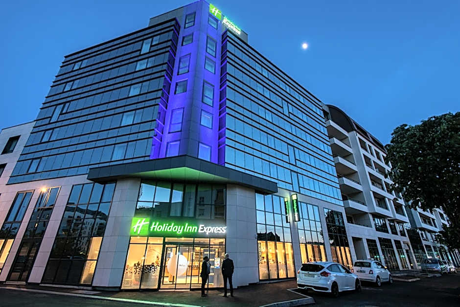 Holiday Inn Express Rouen Centre - Rive Gauche By IHG