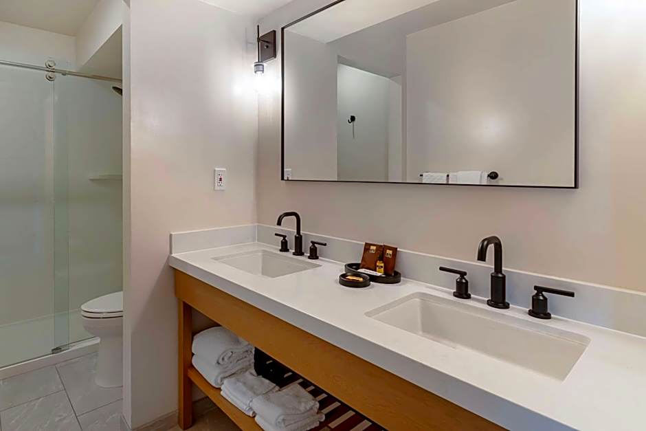 Best Western Plus Inn At The Vines