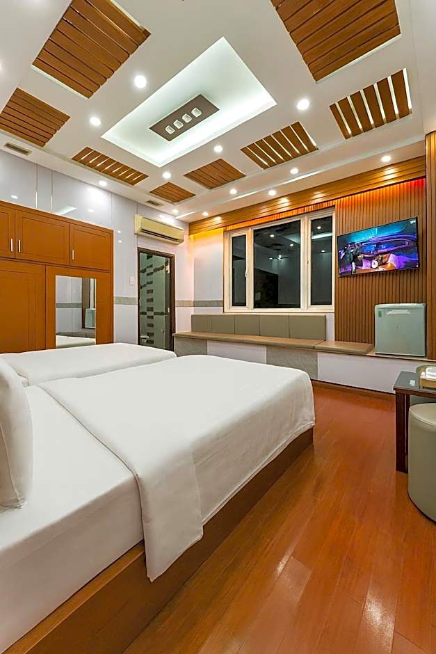 Van Ha Hotel Etown - Nhà Ga T3 Sân Bay TSN
