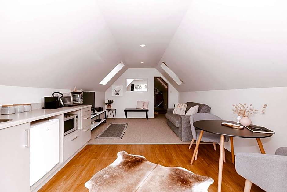 Hiwinui Country Estate