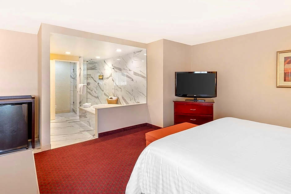 Best Western Plus West Covina Inn