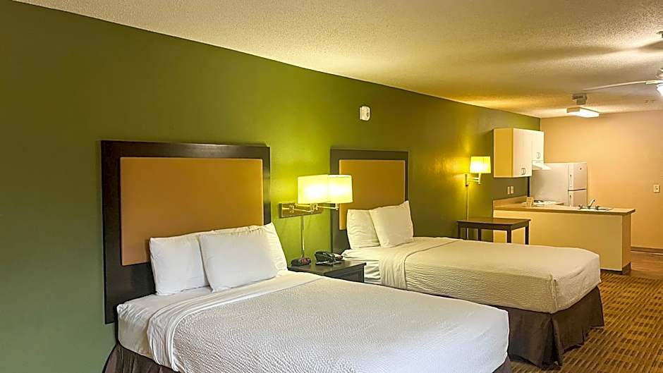Studio 6 Chantilly VA Washington Dulles Airport
