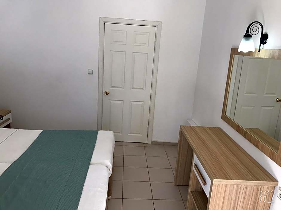 Ant Apart Hotel