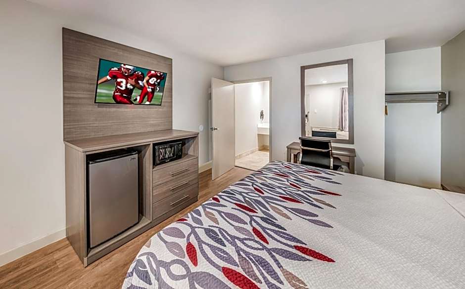 Red Roof Inn Lewisville