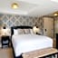 The Davenport Inn