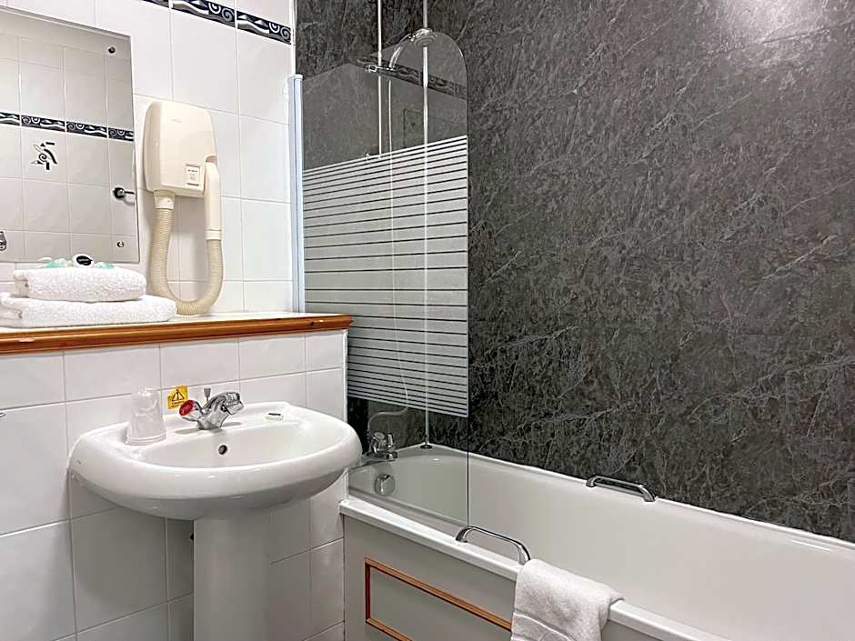 Castlecary House Hotel