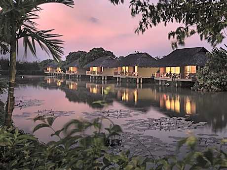 Mekong Riverside Boutique Resort & Spa