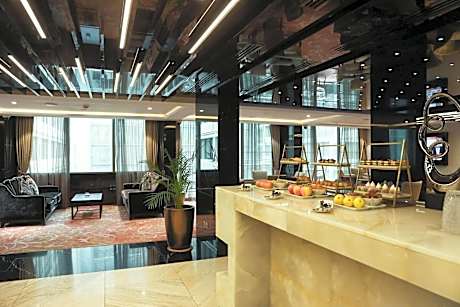 One-Bedroom King Suite