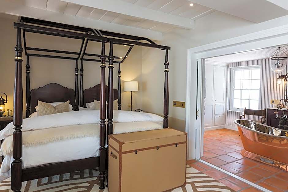 Akademie Street Boutique Hotel